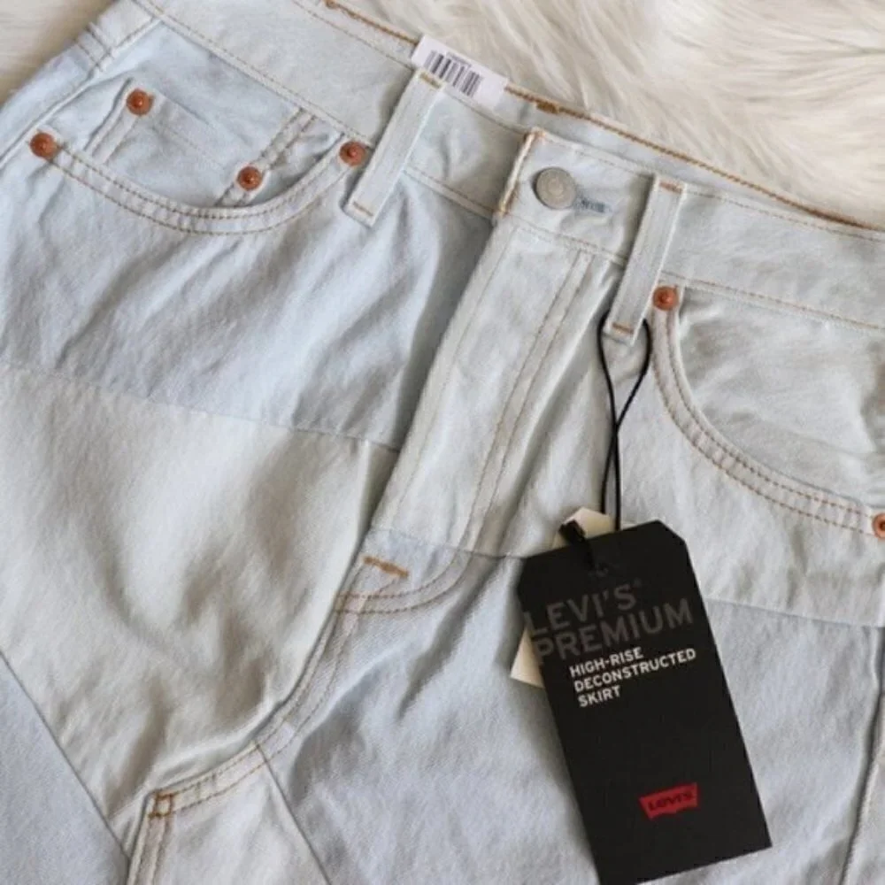 NWT Levi’s Denim Button Down Mini Skirt Size 26